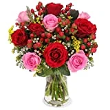 Blumenstrauß Liebeszauber, Rosaroter Rosenstrauß, Rosen, Waxflowers und Johanniskraut,...